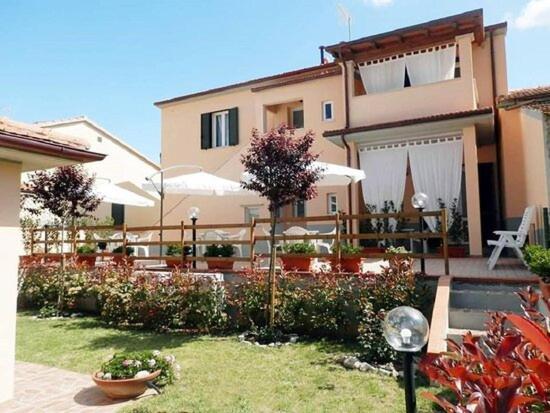 Bed and Breakfast Il Giardino Riotorto Exterior foto